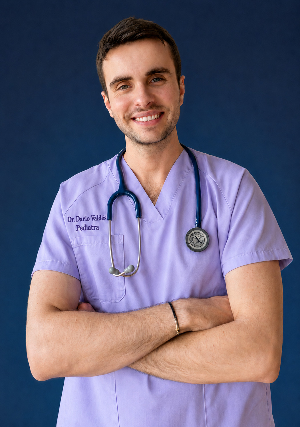 Dr. Darío Valdés